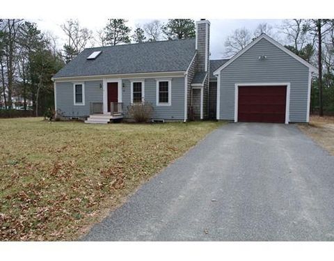 54 Sassacus Rd Mashpee MA 02649