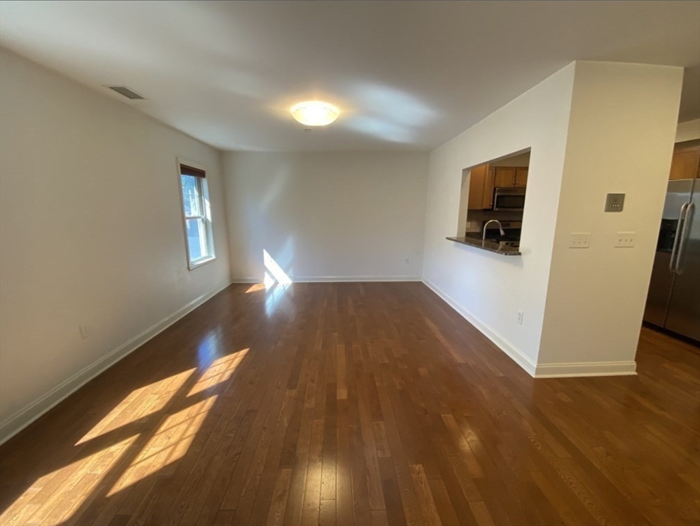 391 Pleasant Street 307