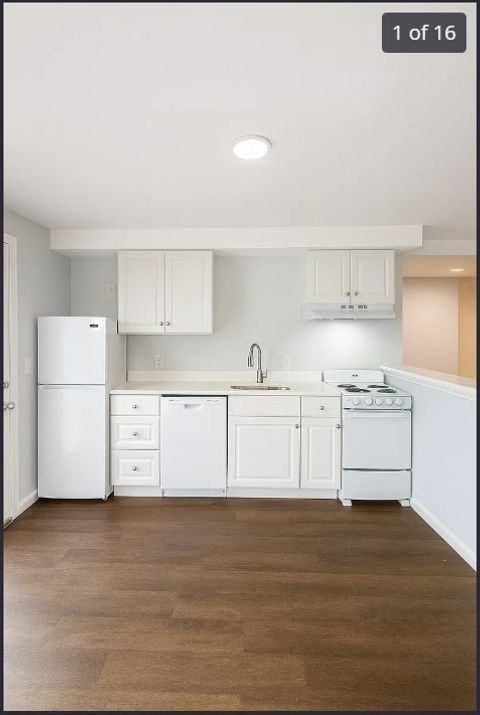 Photo of 9 Avon Pl #1, Haverhill, MA 01832 (MLS # 73462410)