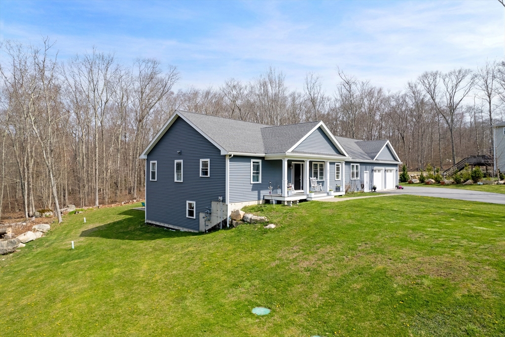 17 Legacy Ln