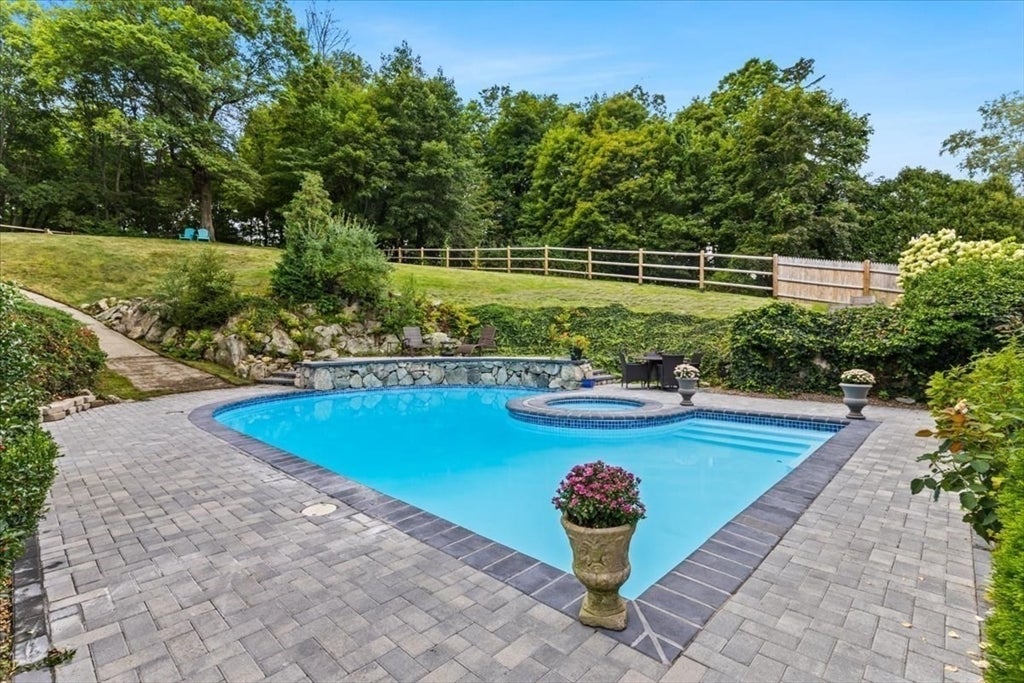 50 Pond Street, Easton, MA Photo #36