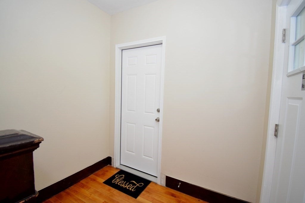 3 South Buffum ST #1, Worcester, MA, 3 South Buffum ST #1, Worcester, MA Photo #3