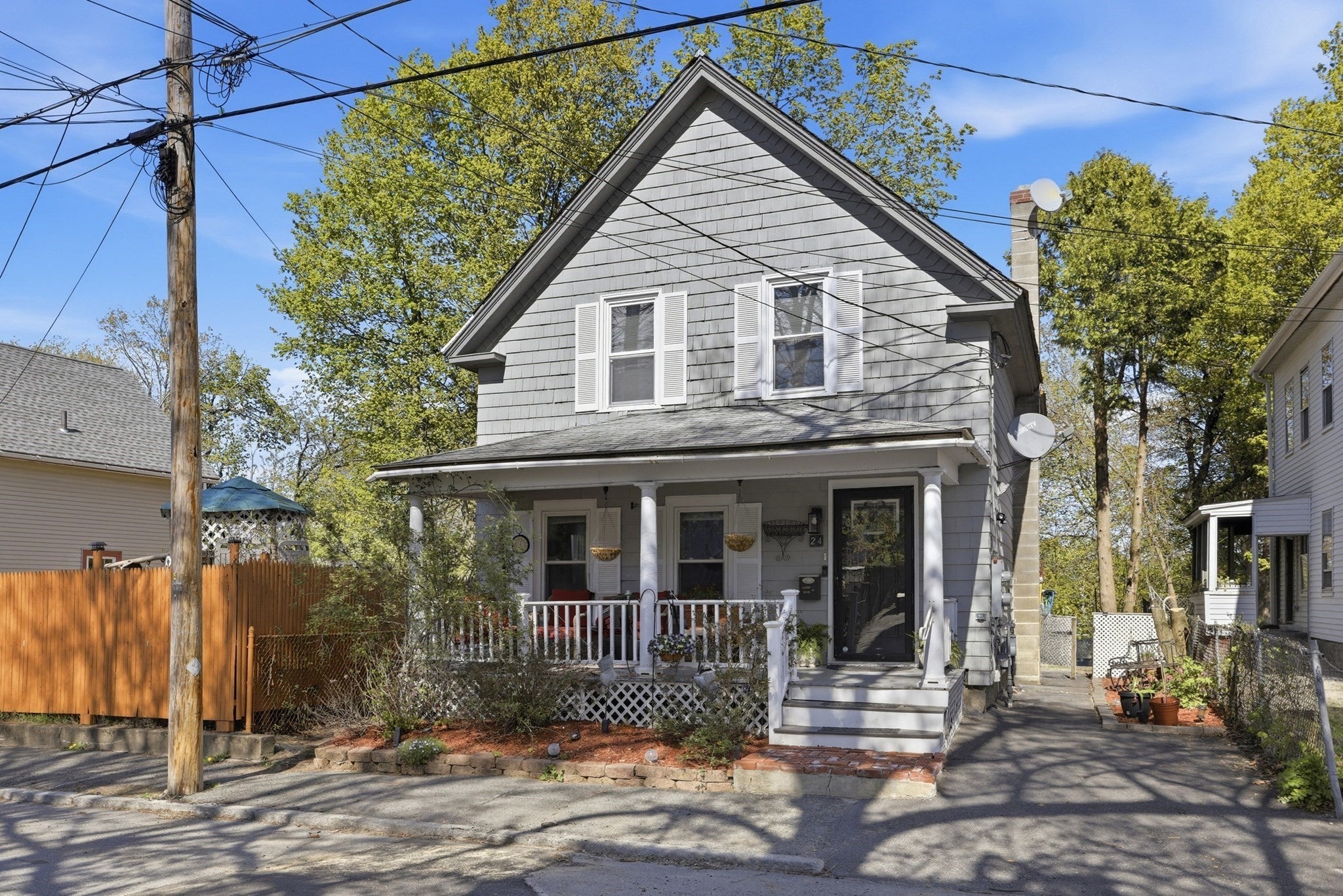 Photo of 24 Lawrence St, Fitchburg, MA