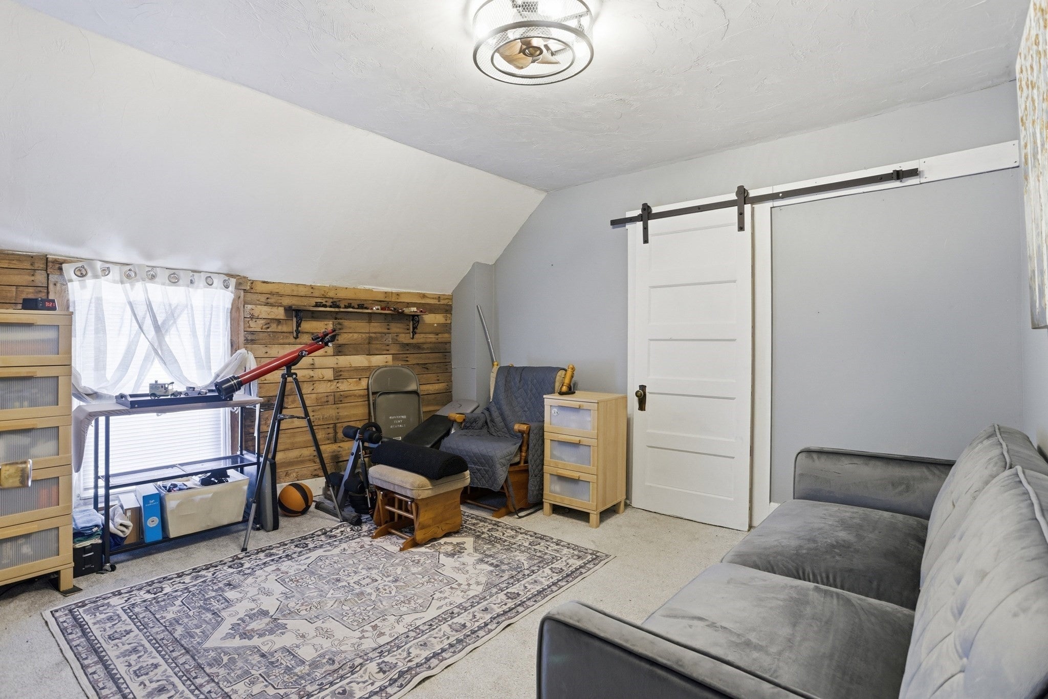 24 Lawrence St, Fitchburg, MA Photo #17