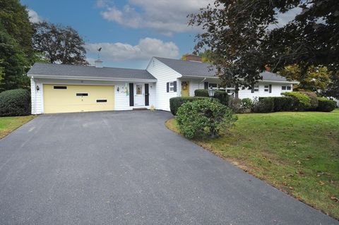 38 Leland St East Bridgewater MA 02333