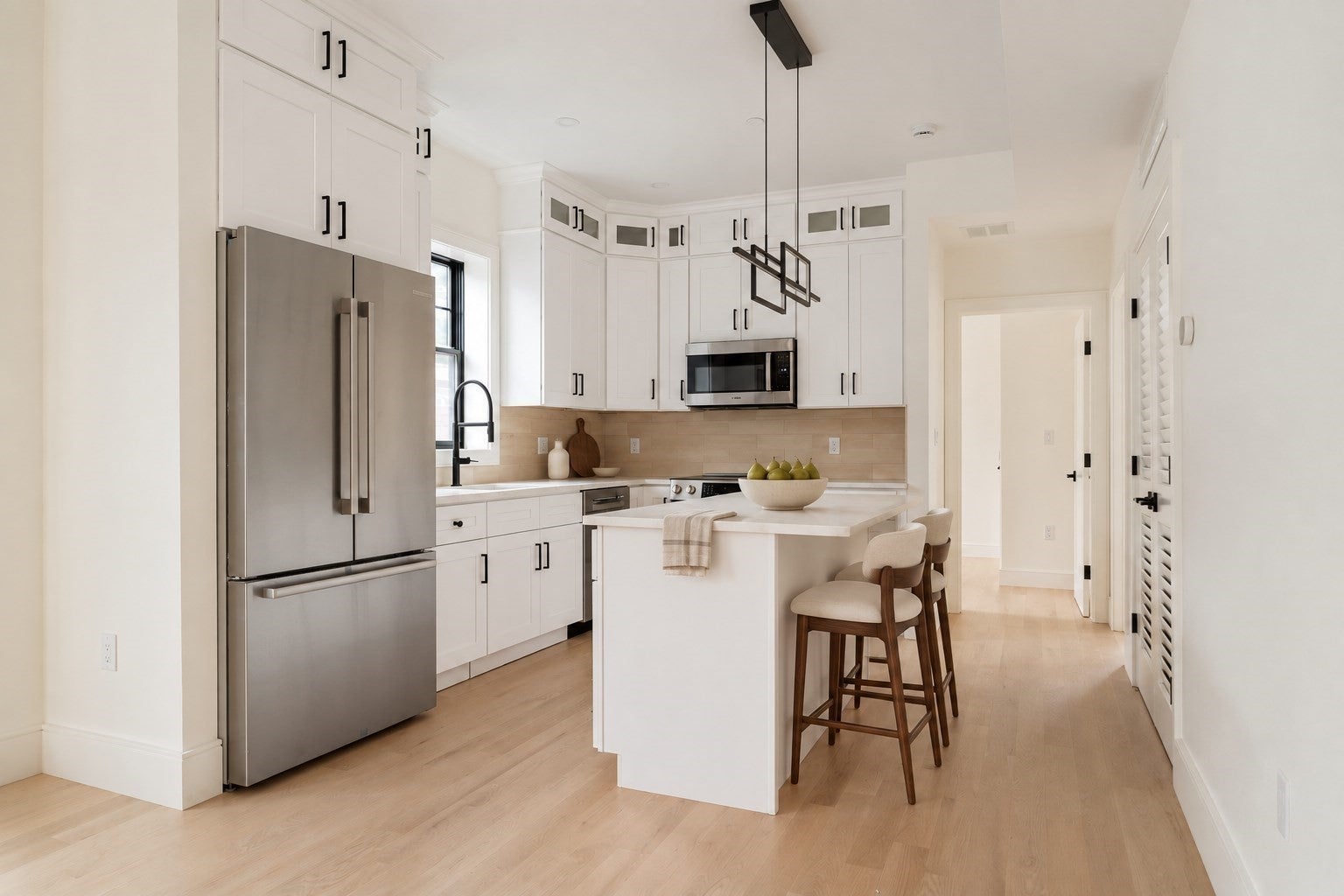 387 Norfolk St 387-2