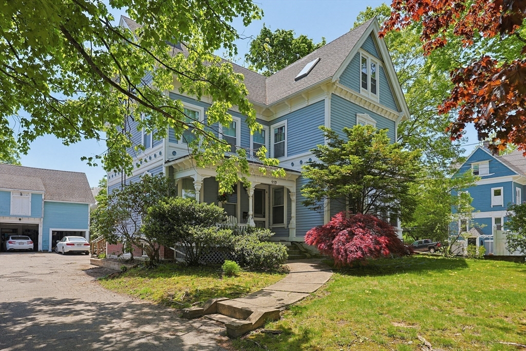 112 High St B
