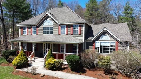 25 Jacques Rd Tyngsborough MA 01879