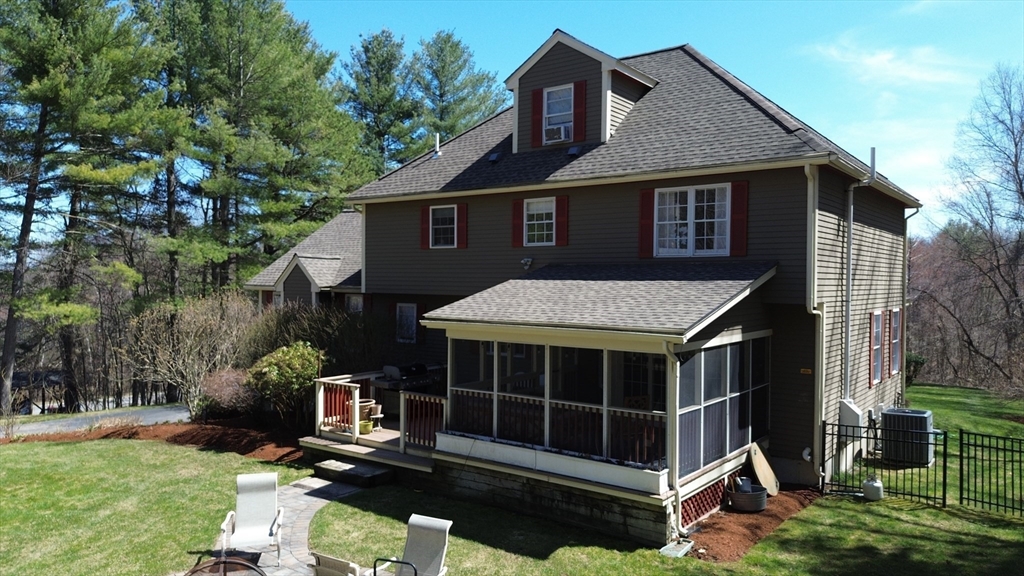 25 Jacques Rd