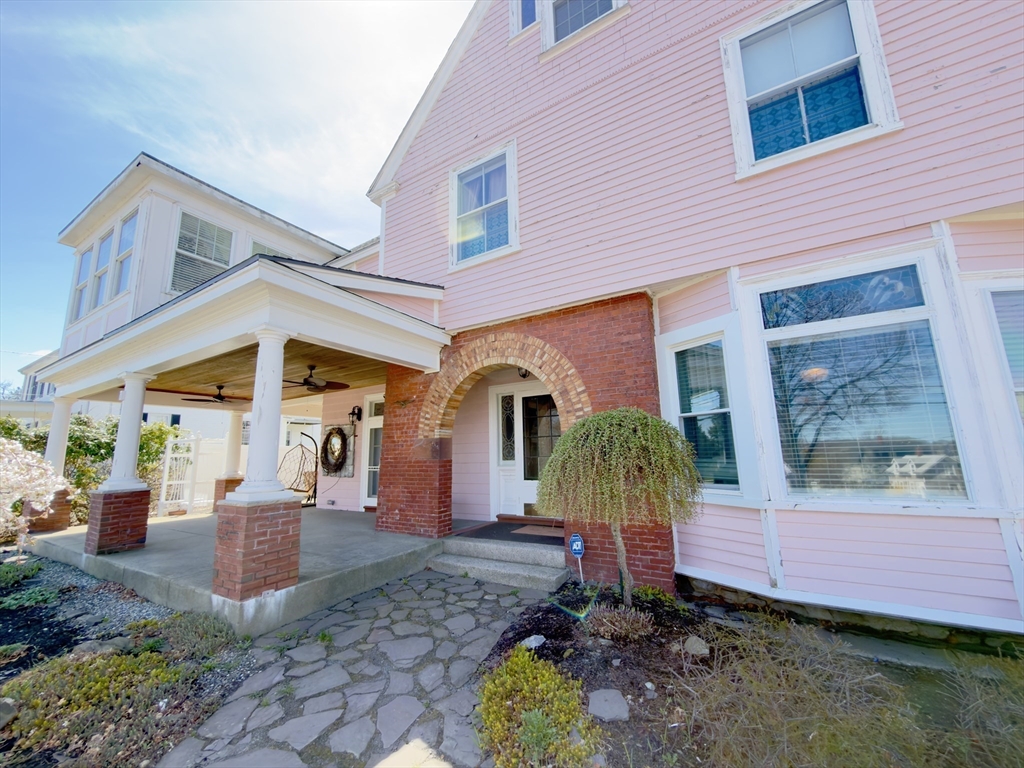47 Salem St