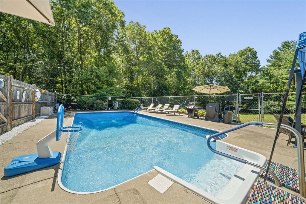 5 Auburndale Hts, Bridgewater, MA Photo #30