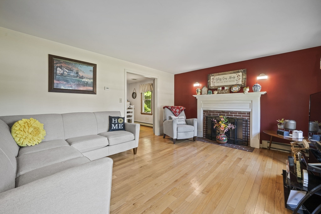 5 Auburndale Hts, Bridgewater, MA Photo #11
