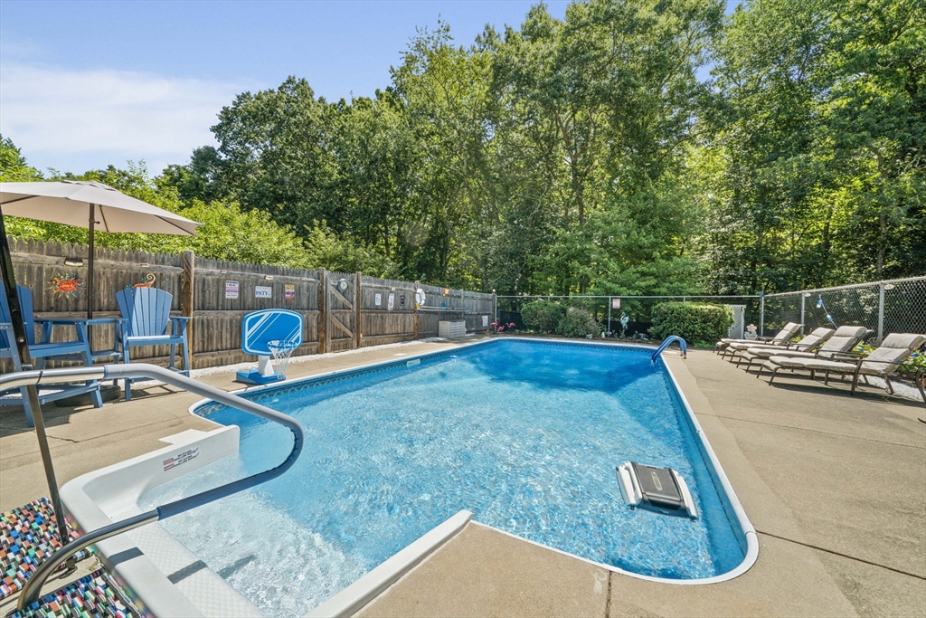 5 Auburndale Hts, Bridgewater, MA Photo #32