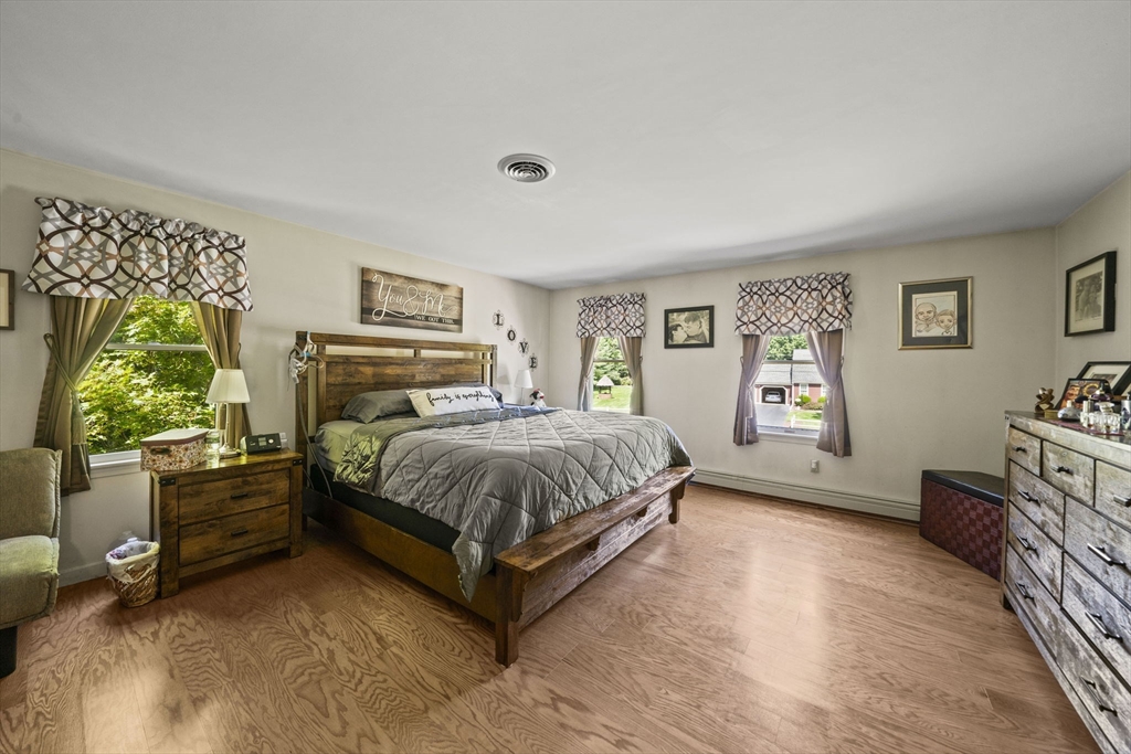 5 Auburndale Hts, Bridgewater, MA Photo #19