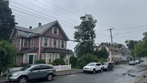 486-488 E Merrimack St Lowell MA 01852