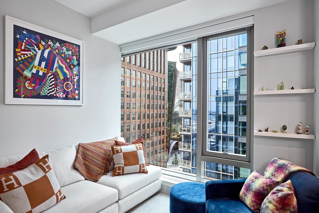 133 Seaport Blvd 1621