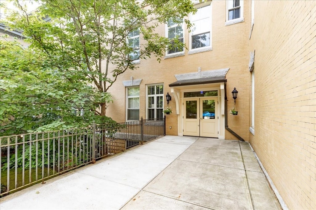 145 Glenwood St #305, Malden, MA Photo #36