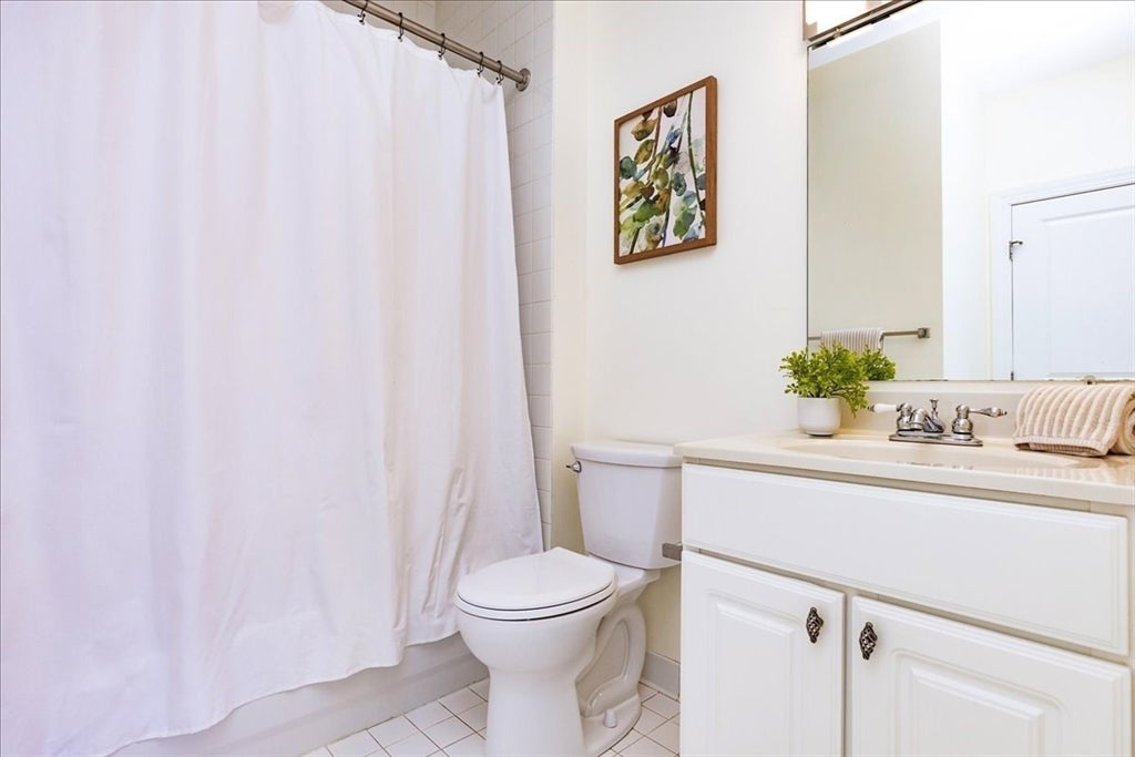 145 Glenwood St #305, Malden, MA Photo #27