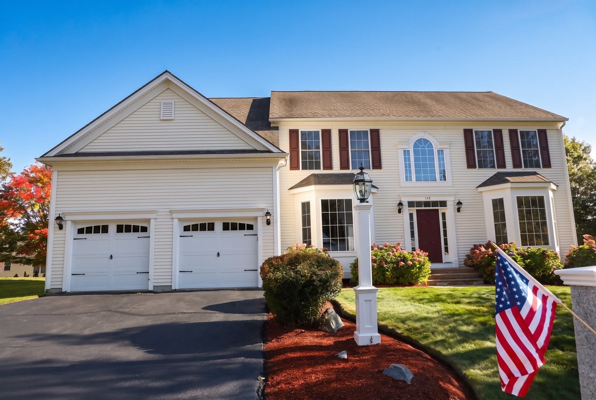 138 Amberville Rd, North Andover, MA Photo #1