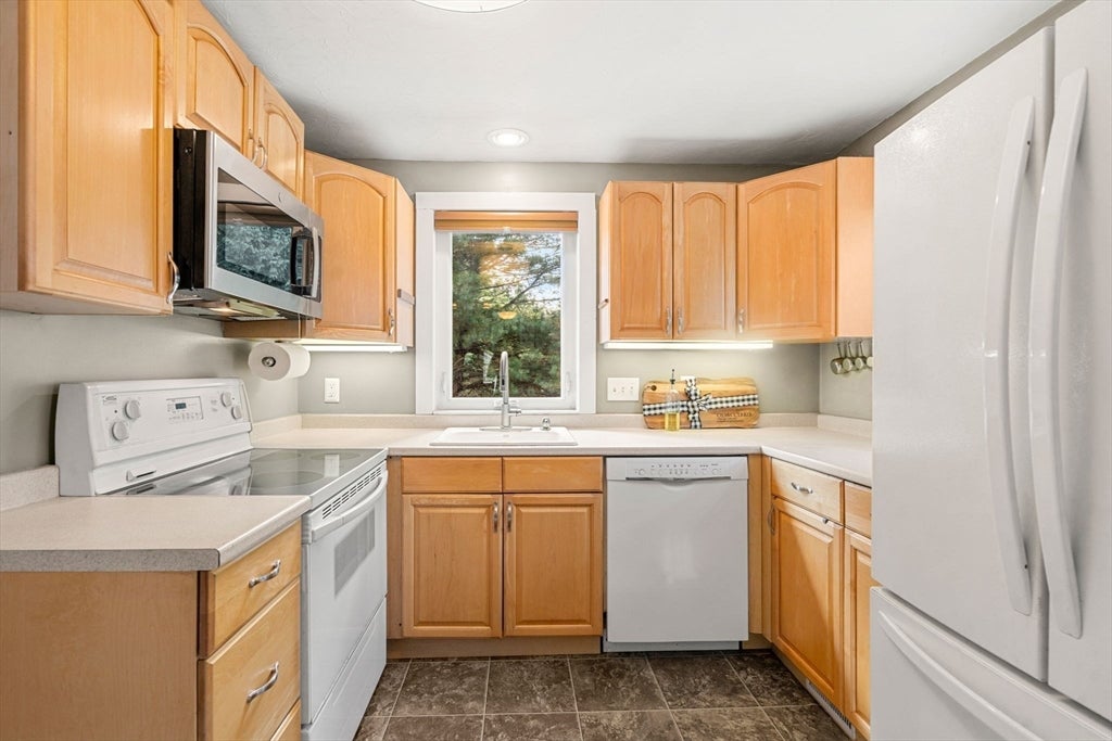 20 Prospect St, Maynard, MA, 20 Prospect St, Maynard, MA Photo #16