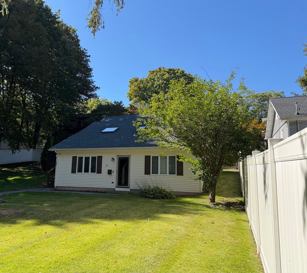 Photo of 16 Maverick Rd, Worcester, MA 01604 (MLS # 73595182)