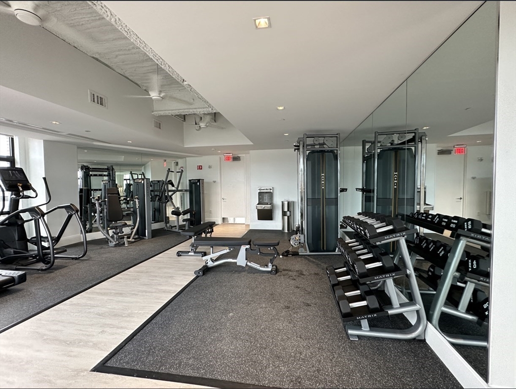 191 Washington St 413