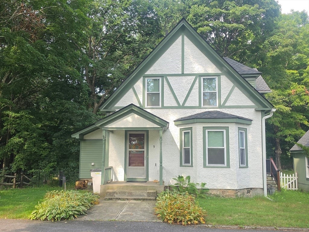 9 White Pond Rd, Stow, MA Photo #1