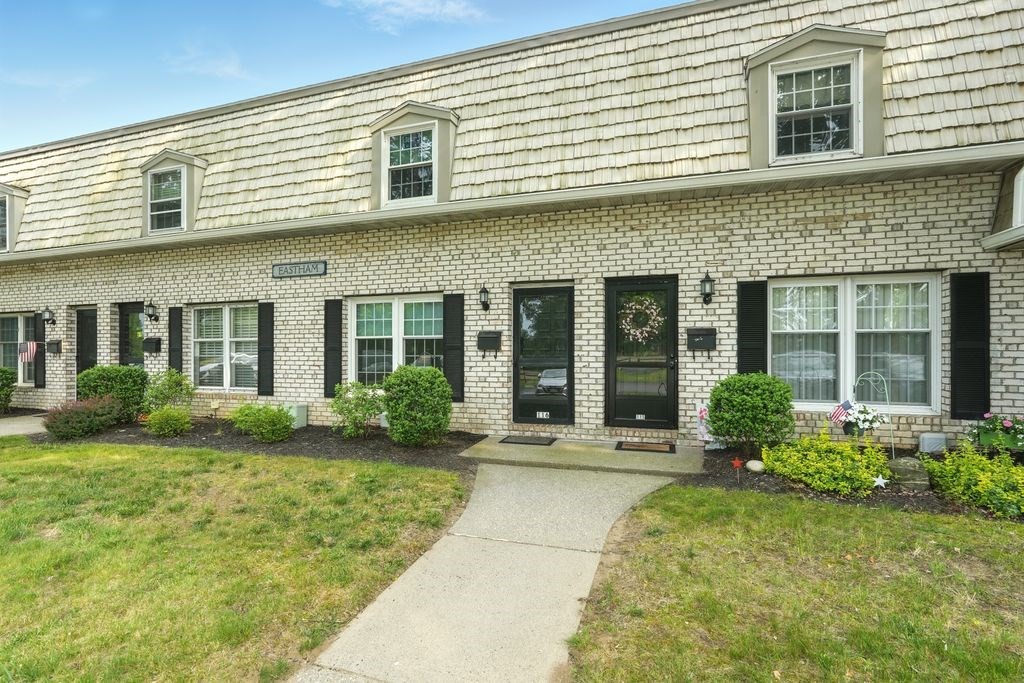 116 Corey Colonial 116