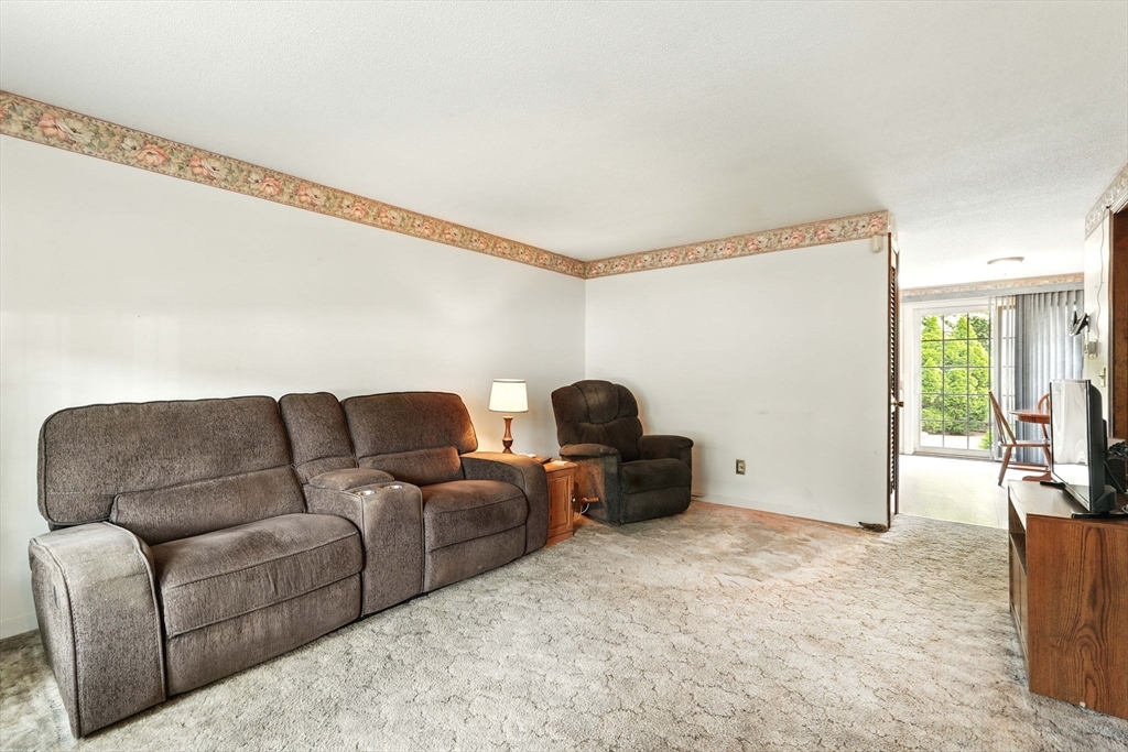116 Corey Colonial 116