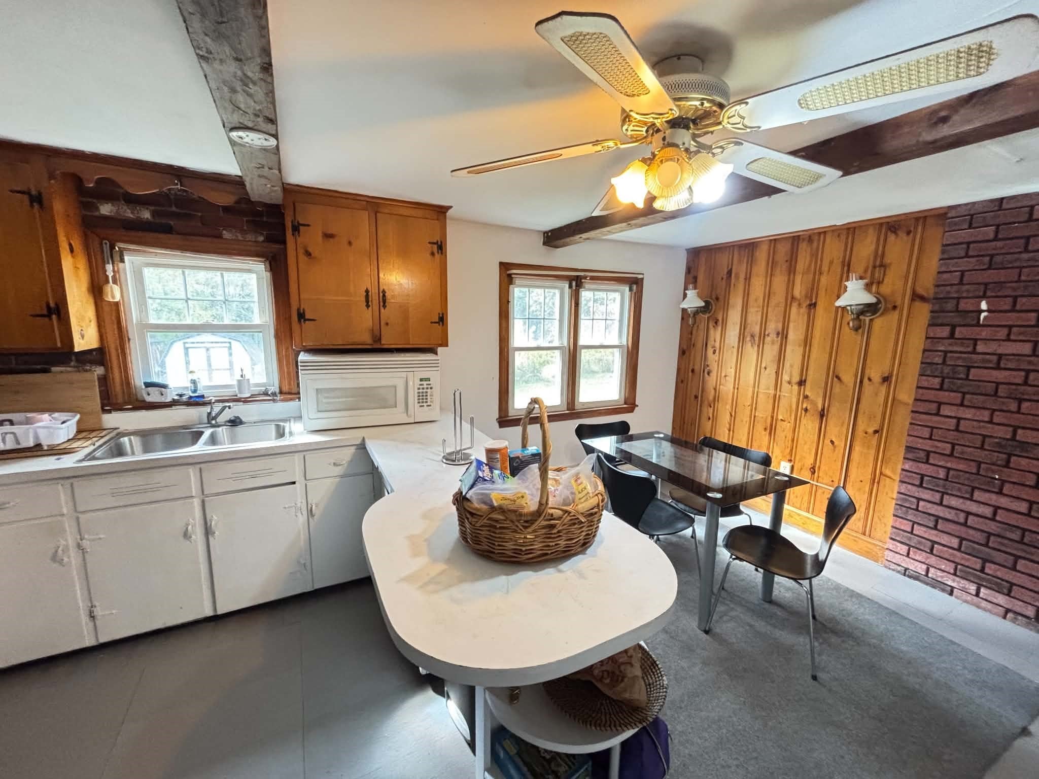 251 Primrose Hill Rd