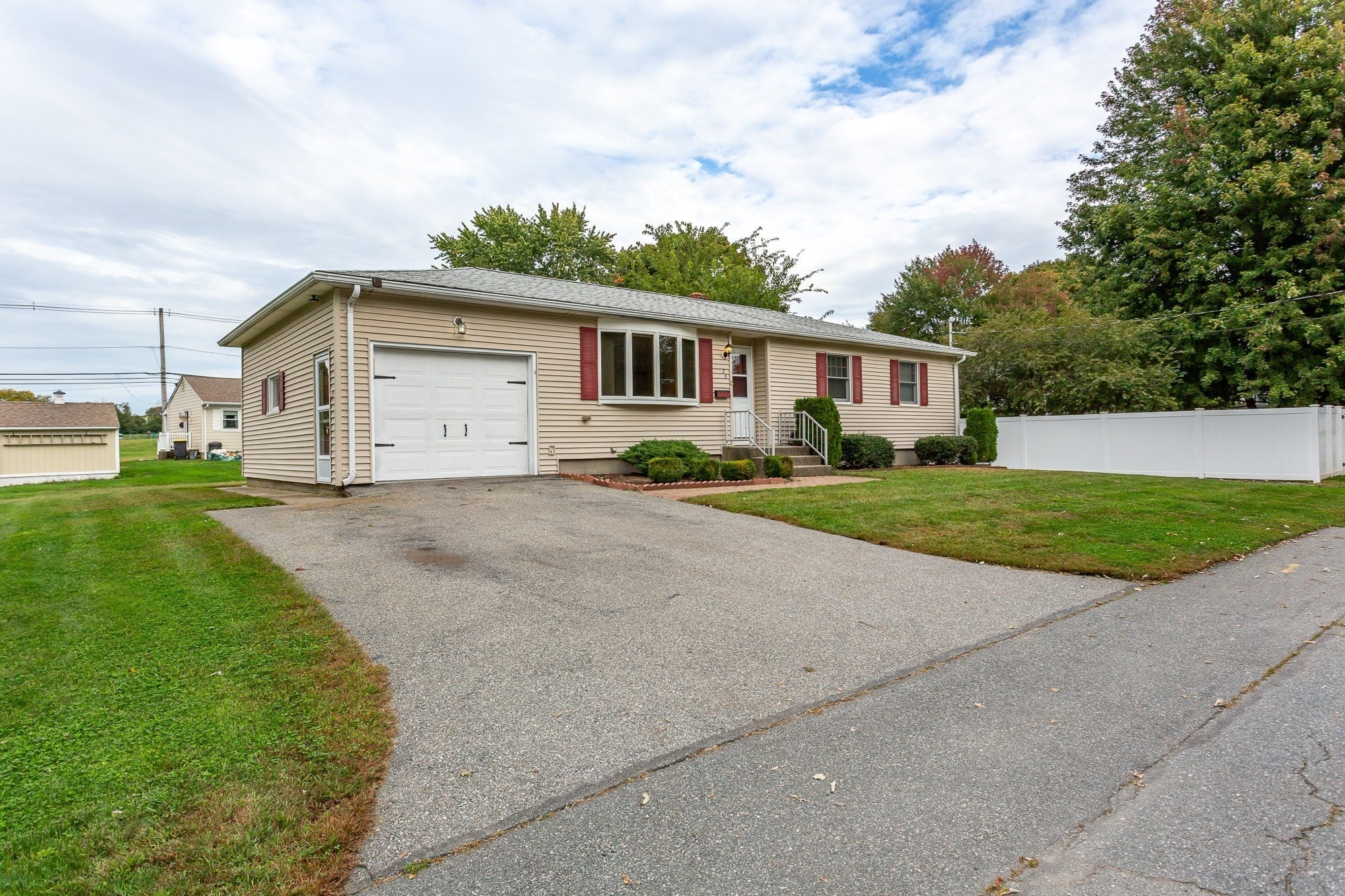 26 Midland Rd, Somerset, MA, 26 Midland Rd, Somerset, MA Photo #2