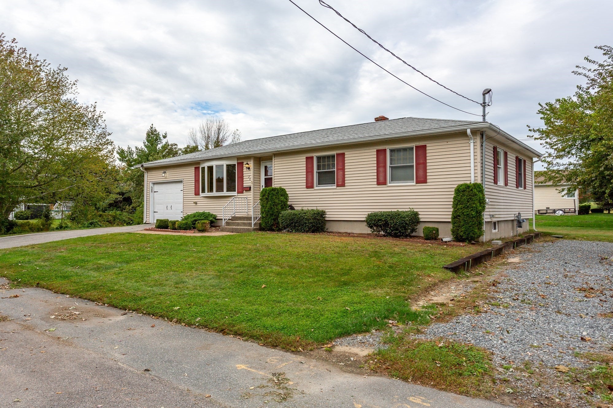 26 Midland Rd, Somerset, MA, 26 Midland Rd, Somerset, MA Photo #3