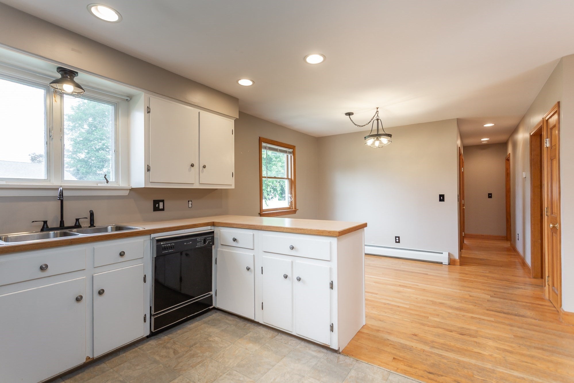 26 Midland Rd, Somerset, MA, 26 Midland Rd, Somerset, MA Photo #13