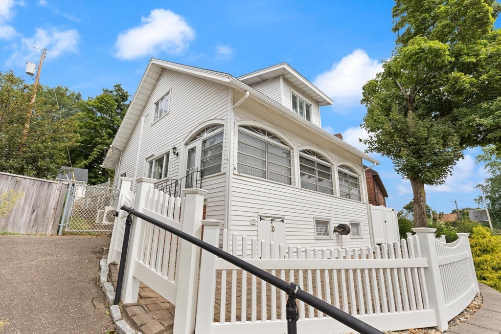 6 Groveland St