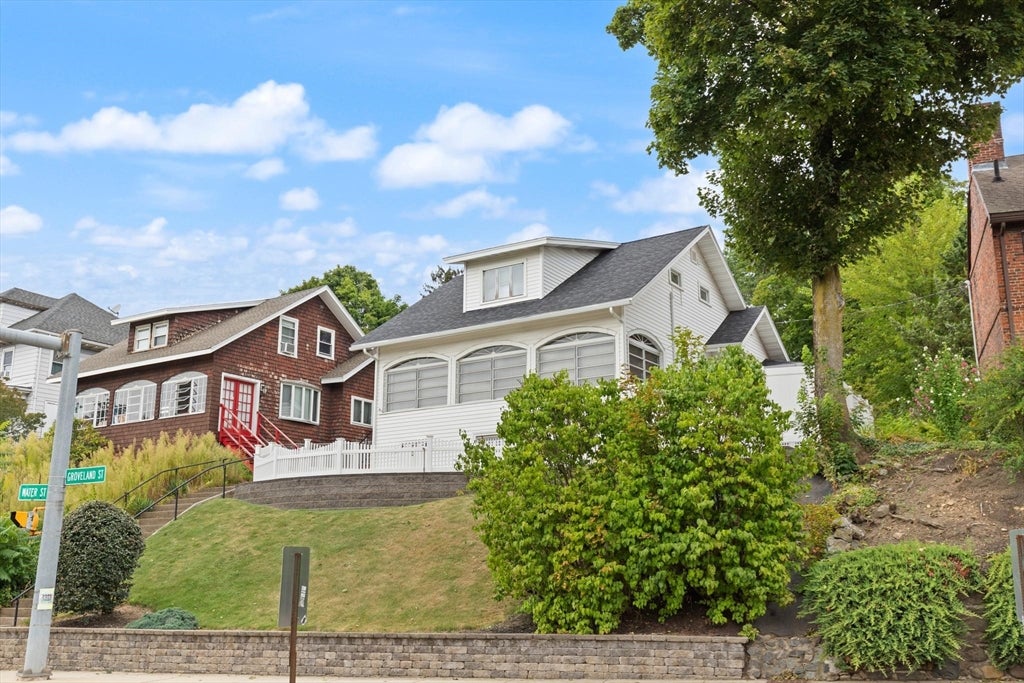 6 Groveland St