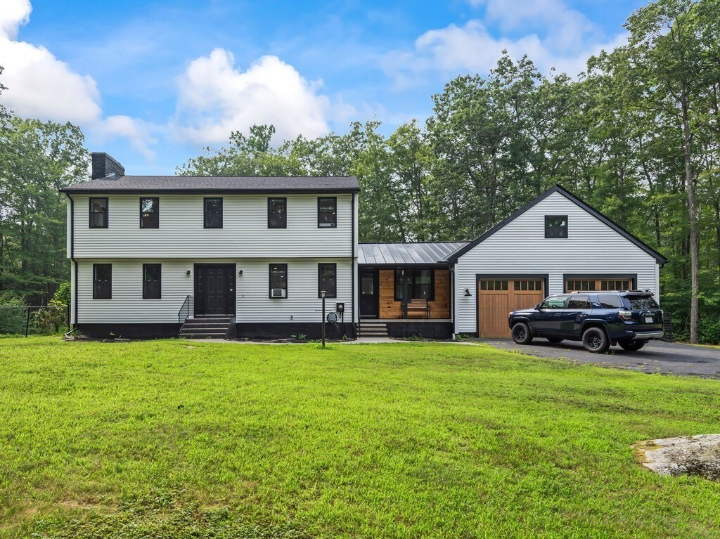 77 Crooked Ledge Rd