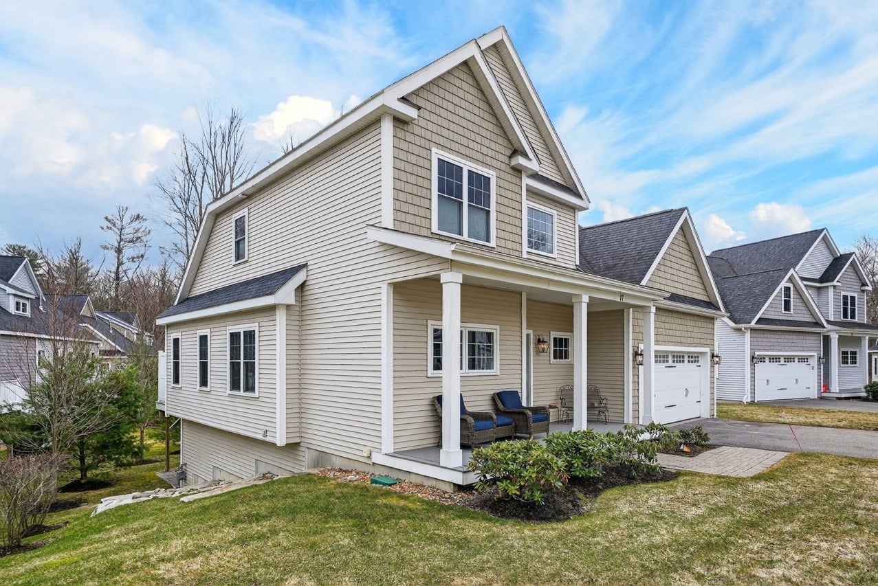 17 Stonebrook Ct