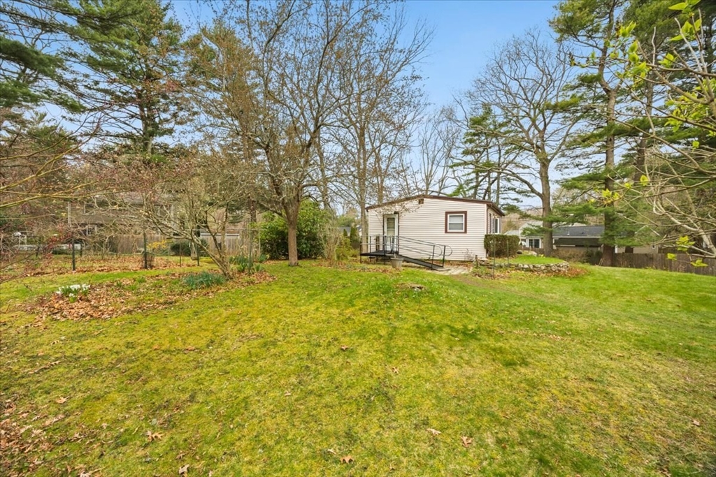 1 Emond Ave