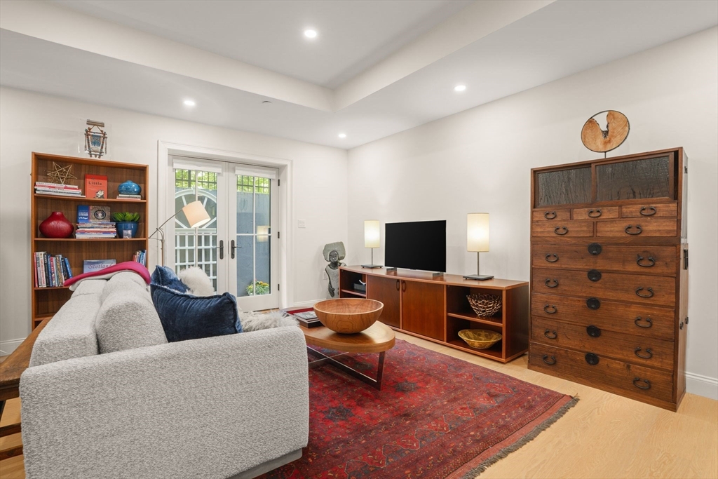 12 Everett St #1, Boston, MA Photo #27