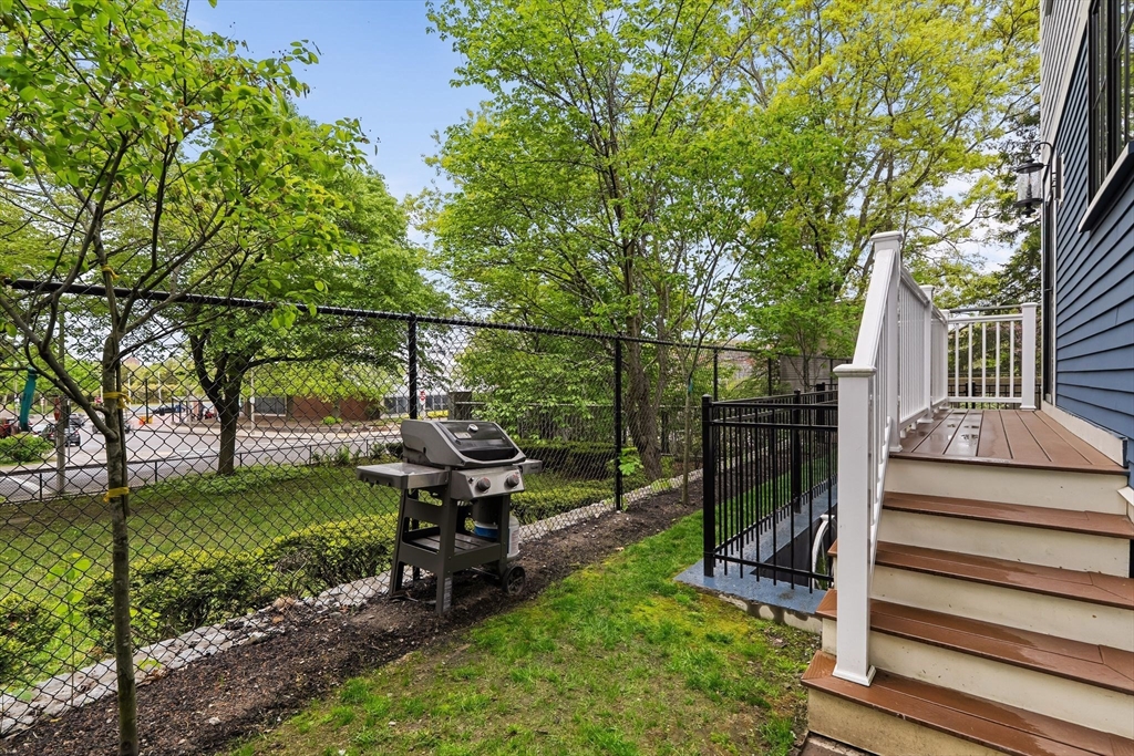 12 Everett St #1, Boston, MA Photo #35