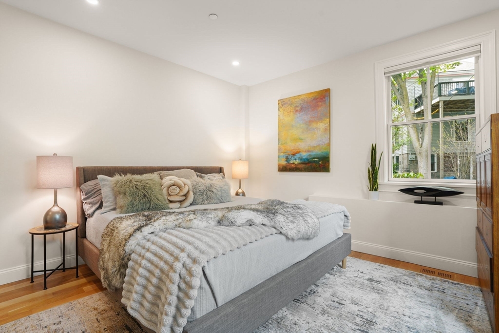 12 Everett St #1, Boston, MA Photo #16