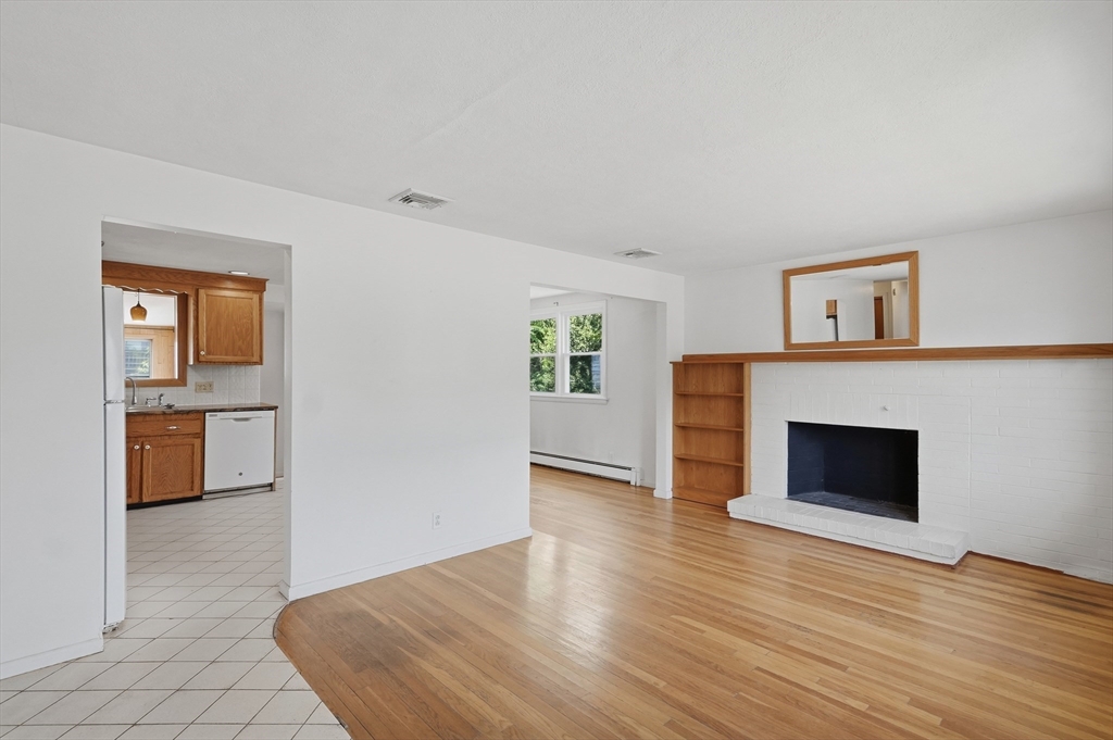 12 Bennett Rd, Watertown, MA, 12 Bennett Rd, Watertown, MA Photo #4