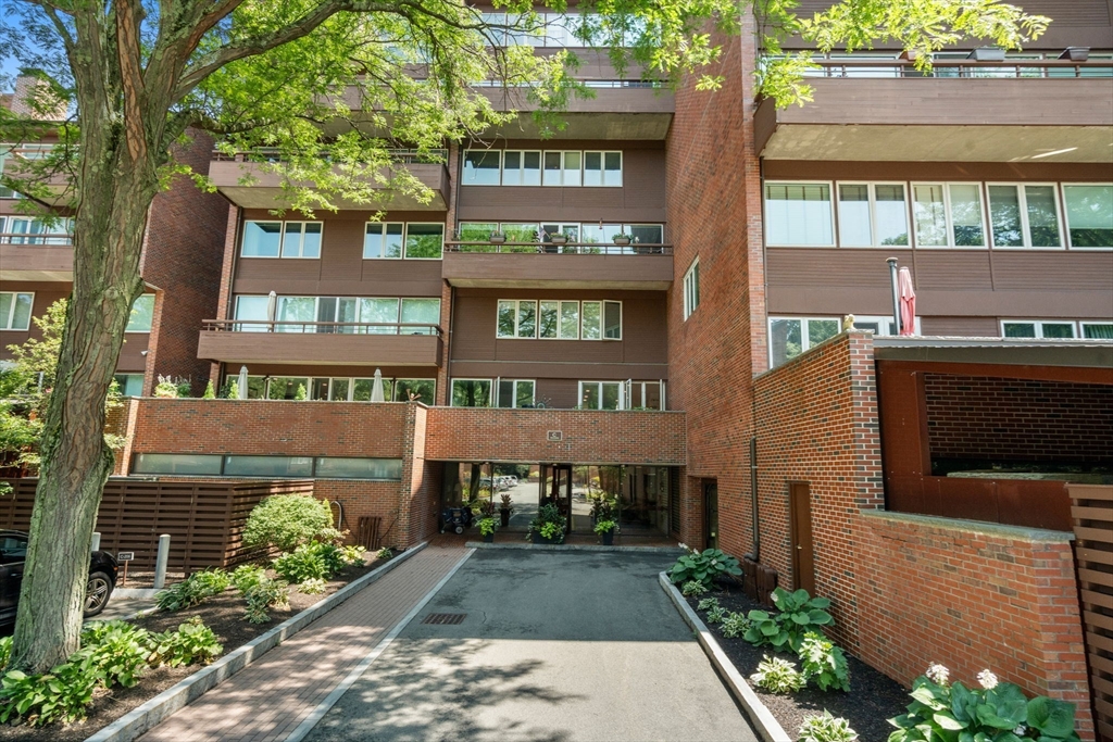 241 Perkins Street C 403