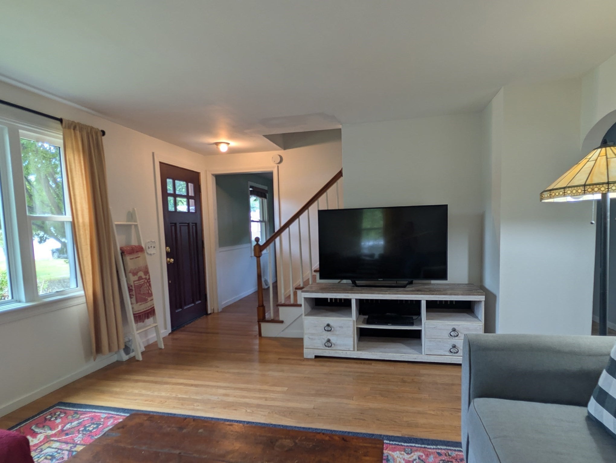 12 Linda St