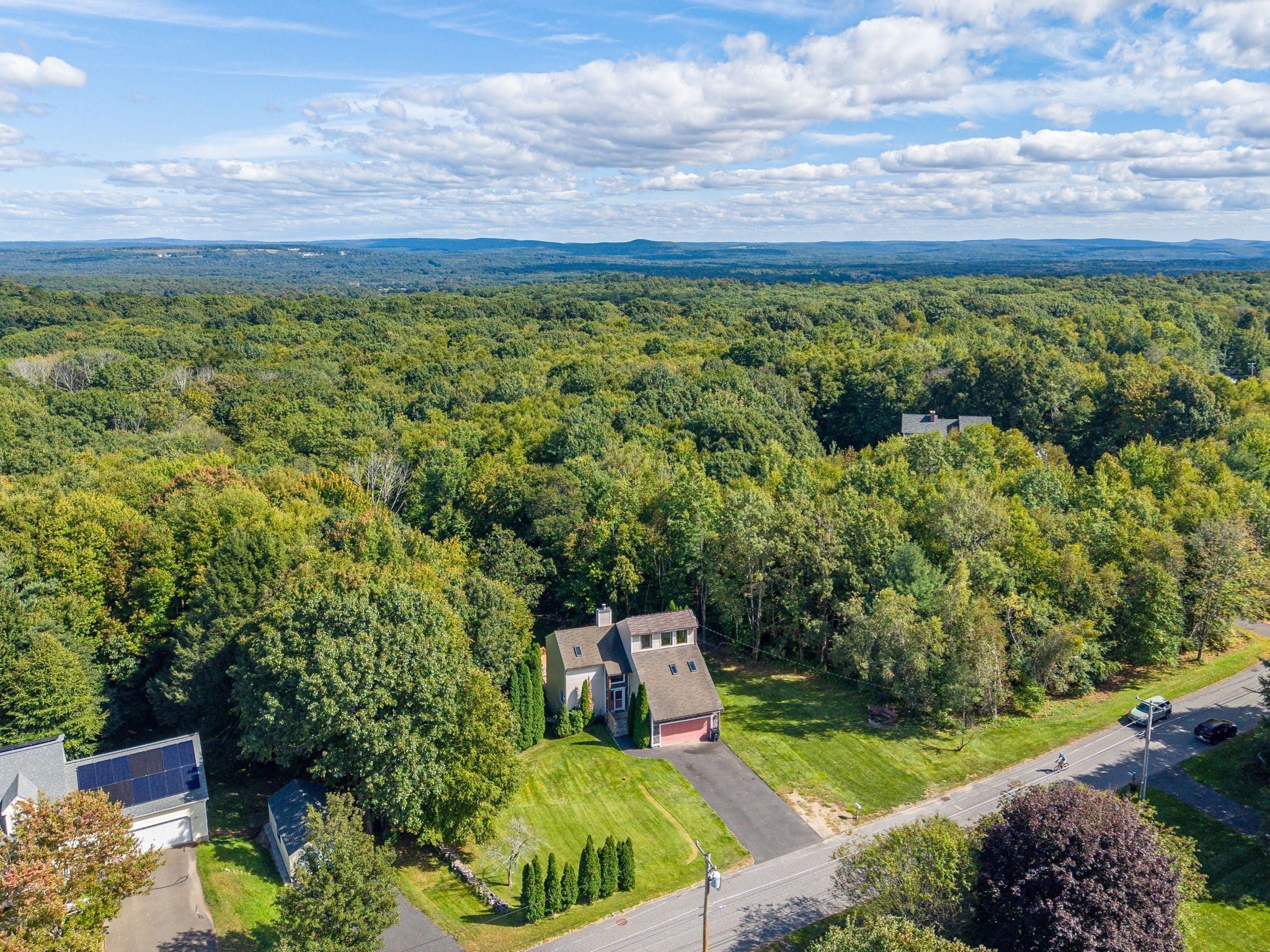 72 Mountain View Dr, Belchertown, MA, 72 Mountain View Dr, Belchertown, MA Photo #4