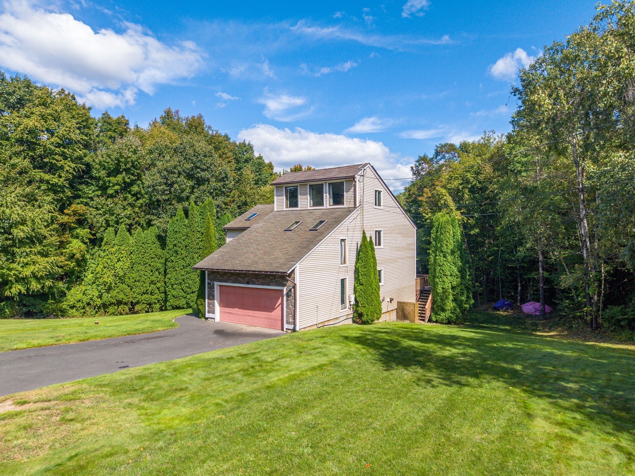 72 Mountain View Dr, Belchertown, MA, 72 Mountain View Dr, Belchertown, MA Photo #3