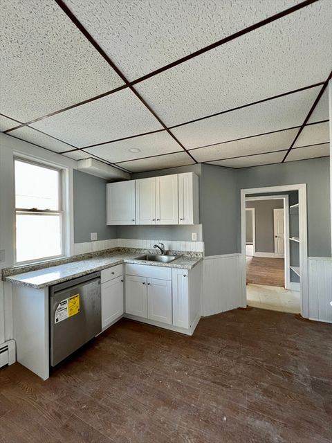 Photo of 7 Beacon St #3, Attleboro, MA 02703 (MLS # 73442085)