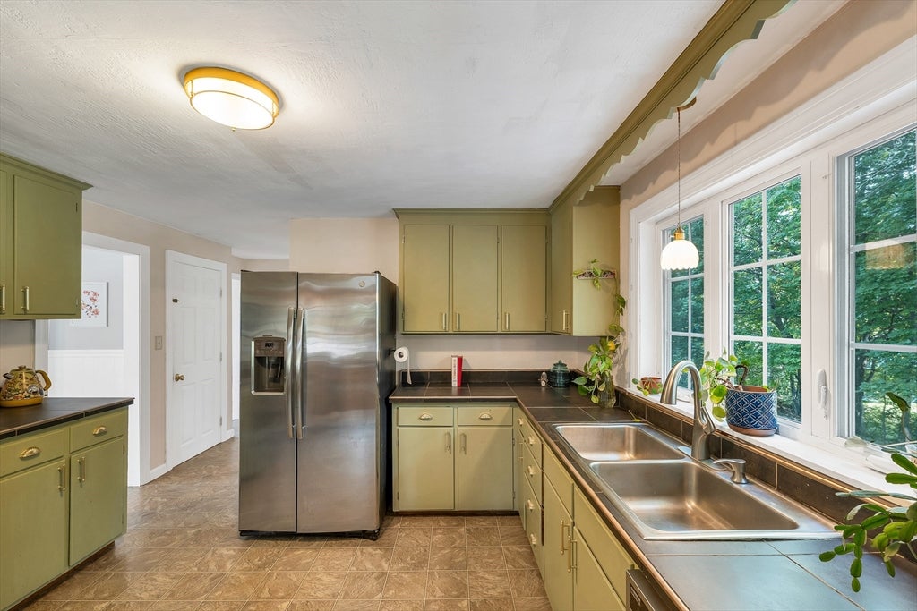 121 Elm St, Methuen, MA, 121 Elm St, Methuen, MA Photo #6