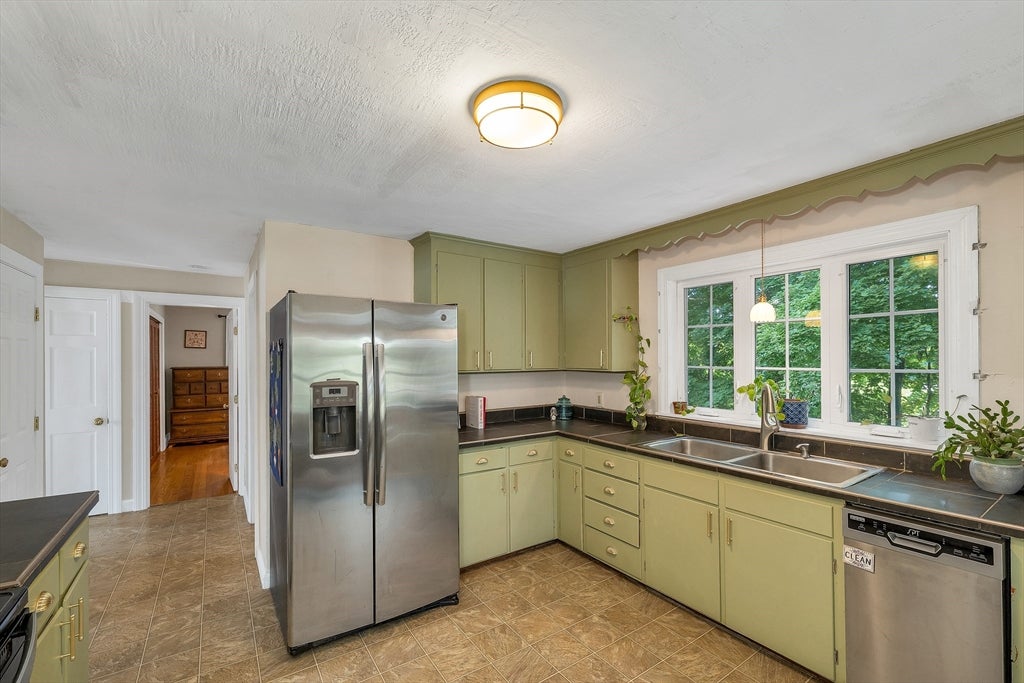 121 Elm St, Methuen, MA, 121 Elm St, Methuen, MA Photo #7