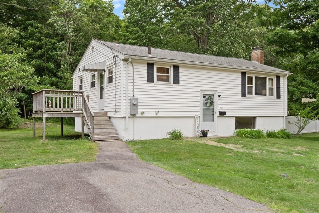 60 Holbrook Ave